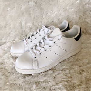 Adidas Stan Smith white sneaker shoes